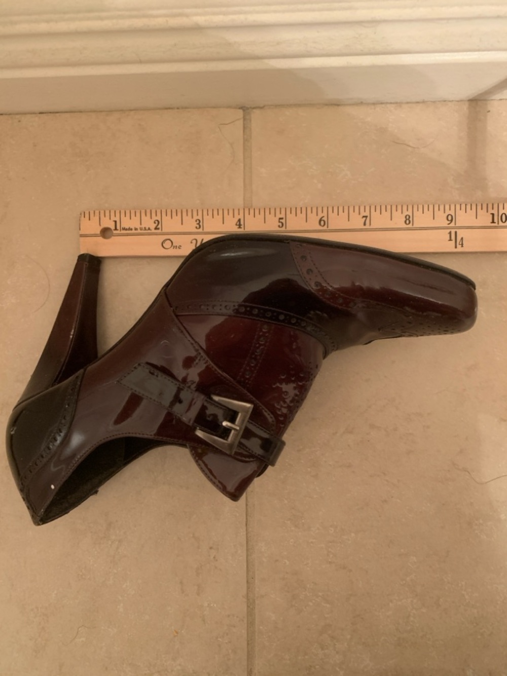 Stuart Weitzman Patent Leather Mary Jane Heels Brown Wingtip Pumps 8.5 (est) - Picture 15 of 15